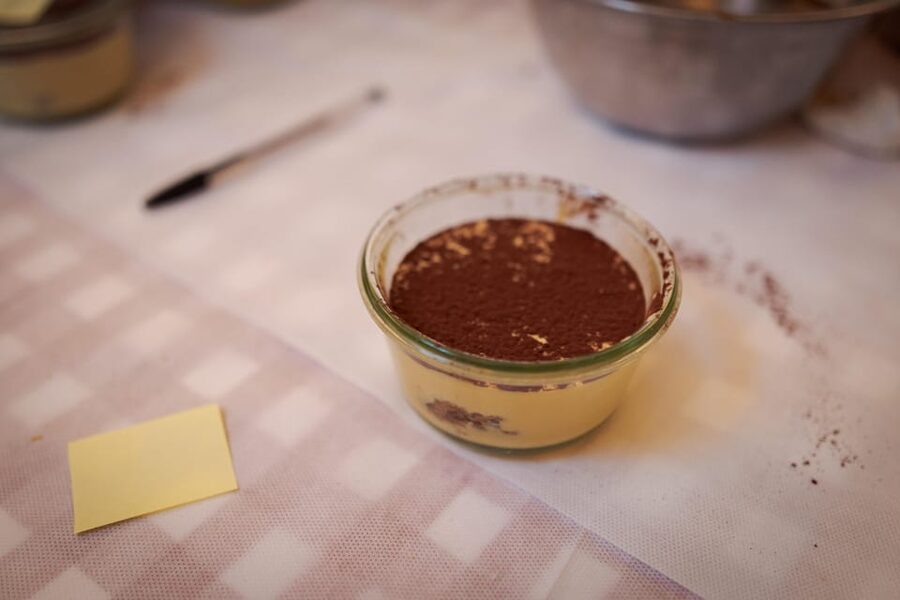 Rome: Pizza and Tiramisu Cooking Class in Piazza Navona - The meal, drinks, and extra food