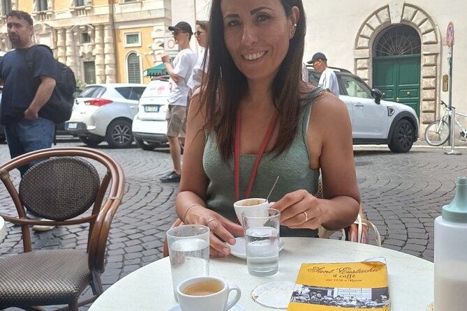 Rome: Private Espresso, Gelato and Tiramisu Food Tour - What the two-hour format really gives you
