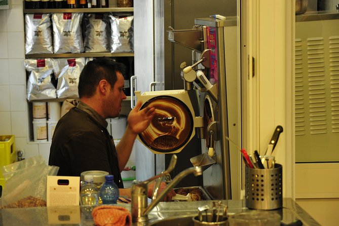 Rome: Private Espresso, Gelato and Tiramisu Food Tour - How the private format affects the experience