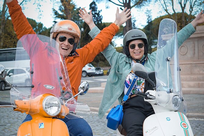 Rome: Private Vespa Tour and Professional Photoshoot - What the professional photographer adds