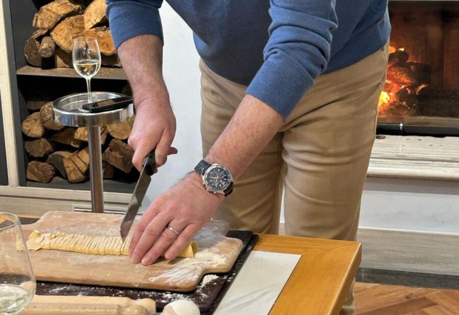 Rome: Small Group Pasta cooking class near Piazza Navona - Timing, language, and booking details