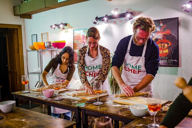 Rome Tipsy Cooking Class: Make Pasta and Mix 3 Spritz Cocktails - Choosing between carbonara and cacio e pepe