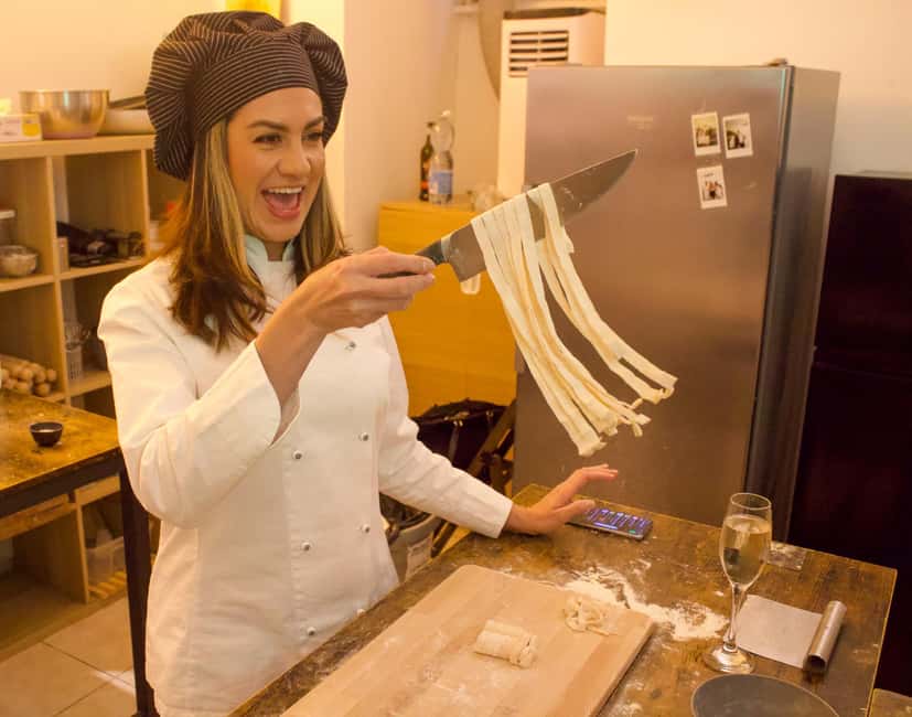 Rome: Tiramisu and Pasta Cooking Class near the Colosseum - Who should book this class