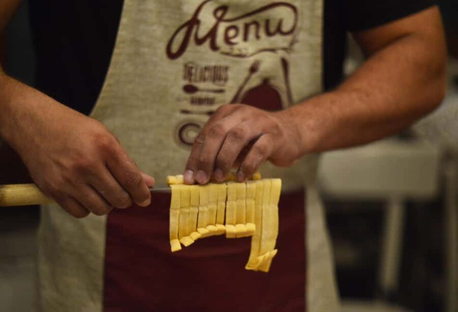 Rome: Traditional Pasta and Tiramisu Cooking Class - Who will get the most from this class