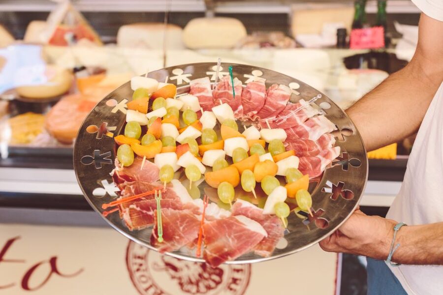 Rome: Trastevere Pasta Making Class - Learning to spot real gelato