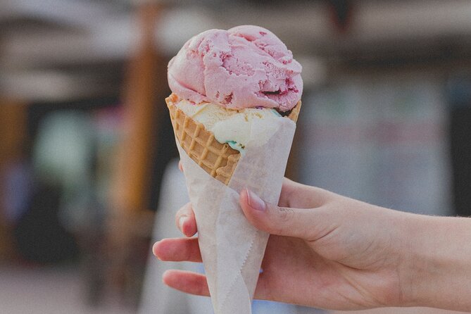 San Diego Pizza & Gelato Walking Tour in Little Italy Small Group - Landini’s Pizzeria brings the first proper slice