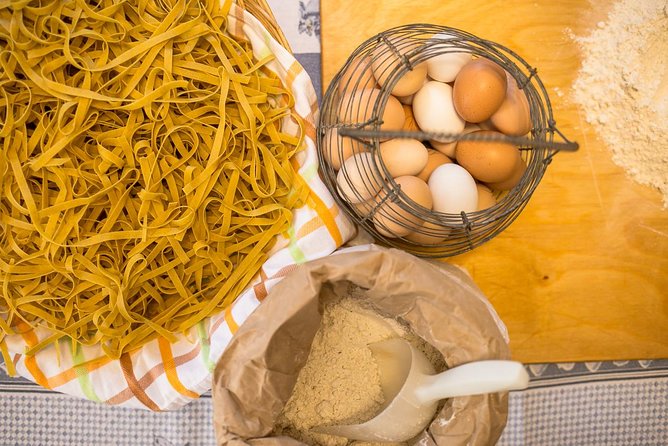 Share your Pasta Love: Small group Pasta and Tiramisu class in Asti - Getting there and preparing for the visit