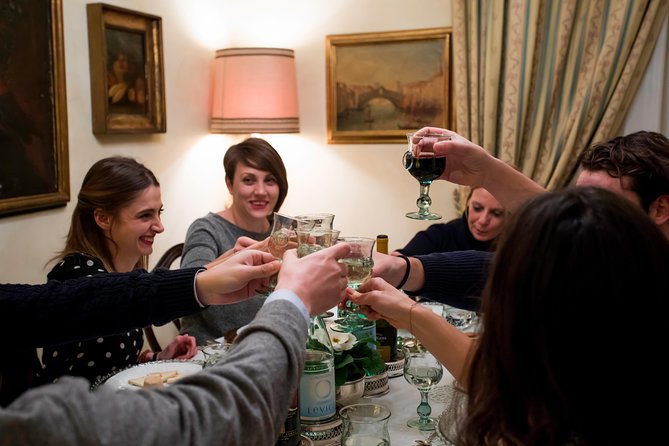 Share your Pasta Love: Small group Pasta and Tiramisu class in Trento - Prosecco, snacks, and an easy start
