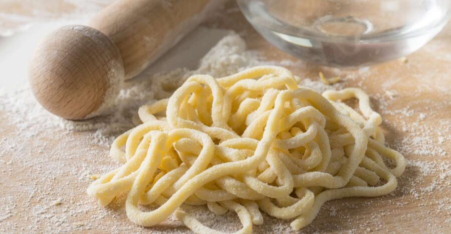 Siena: Pasta and Tiramisu Class at a Local's Home - What happens during the three hours