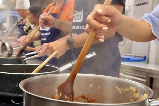 Siena: Pasta and Tiramisu Small Group Cooking Class with Wine - Who will enjoy this Siena cooking class?