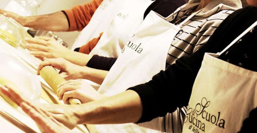 Siena: Traditional Tuscan Cooking Class with Fresh Pasta - Siena cooking class: what the 3.5 hours are really like