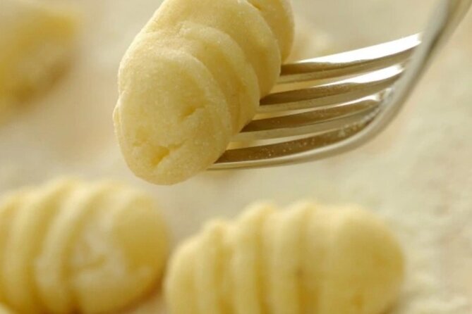 Small-Group Cooking Class in Positano: Gnocchi, Tiramisù & Drinks - The meal: much more than pasta