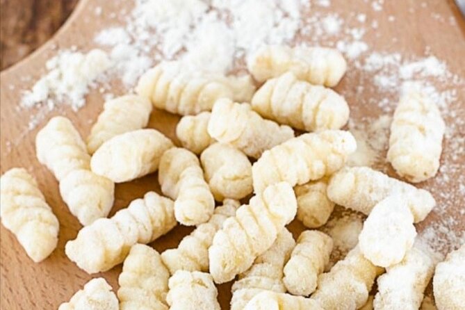 Small-Group Cooking Class in Positano: Gnocchi, Tiramisù & Drinks - How much value do you get for $181.48?