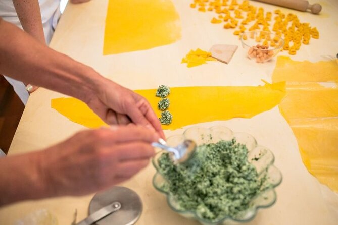 Small Group Pasta and Tiramisu Class at Local's Home in Venice - Who should book this class?