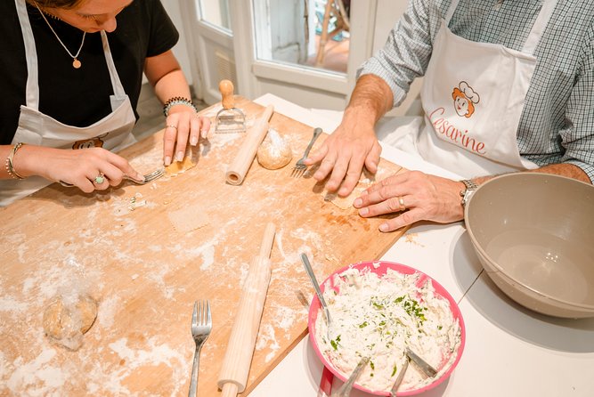 Small group Pasta and Tiramisu class in Palermo - Palermo logistics and finding the door