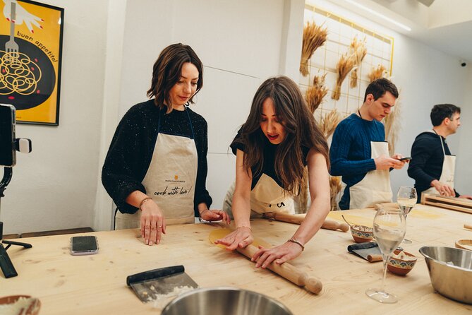 Small-Group Pasta Cooking Class and Market Tour in Florence - Is this Florence cooking class worth booking?