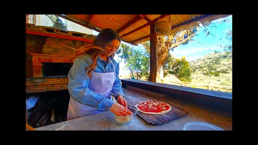 Sorrento: Half-Day Pizza Making, Wine, Limoncello & Pick-Up - Key points at a glance