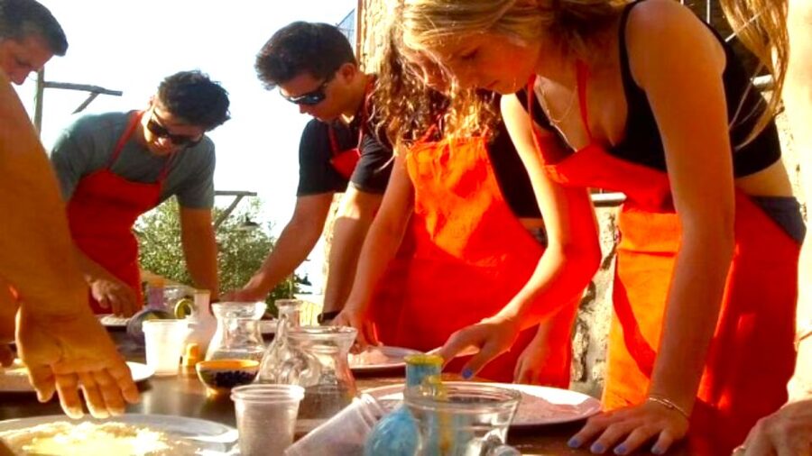 Sorrento: Half-Day Pizza Making, Wine, Limoncello & Pick-Up - Getting there from central Sorrento