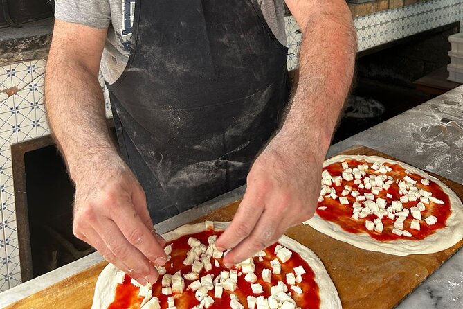 Sorrento Pizza Making Class with Local Pizzaiolo Hands on 100% - Key points at a glance