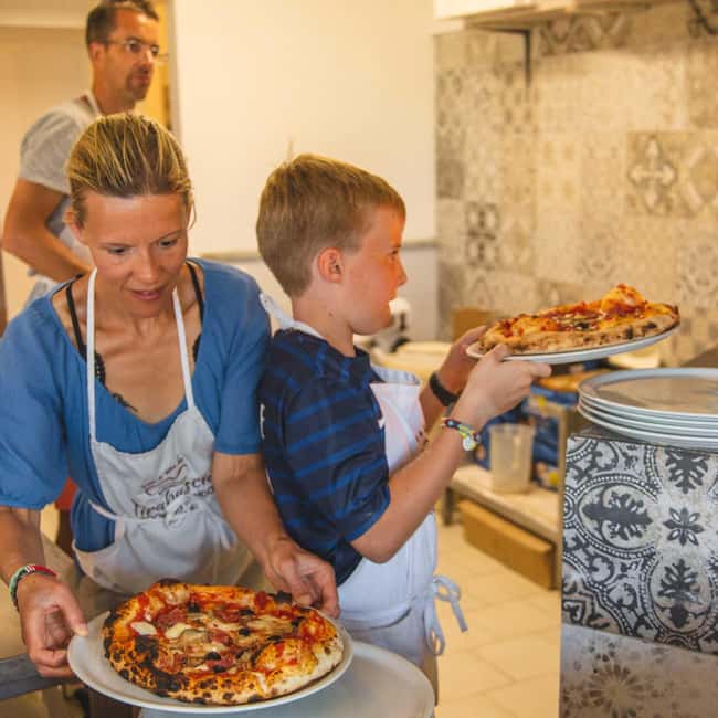 Sorrento: Pizza Making Course - What the two hours feel like