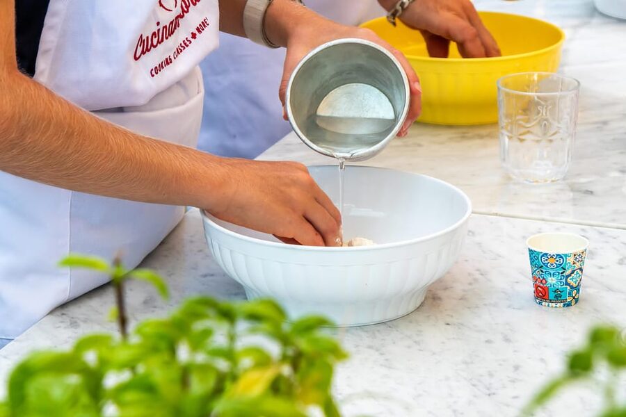 SORRENTO: Pizza School Mastering Neapolitan Delights - Why this pizza class feels different from a restaurant meal