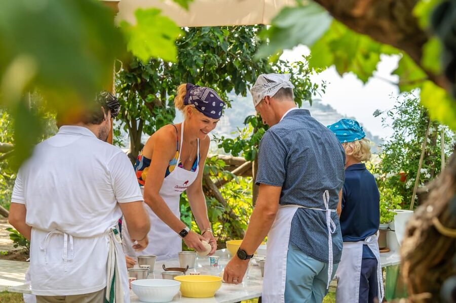 SORRENTO: Pizza School Mastering Neapolitan Delights - Getting there from Vallone dei Mulini