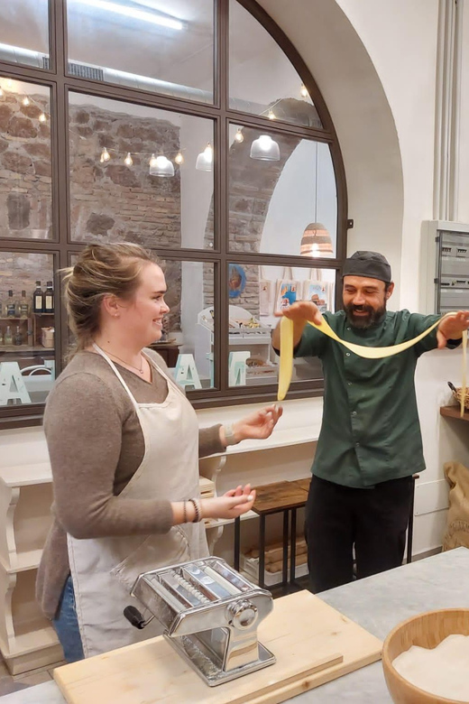 Super Fun Pasta and Gelato Cooking Class by the Vatican - Finding Holy Pizza at Borgo Vittorio 9-B