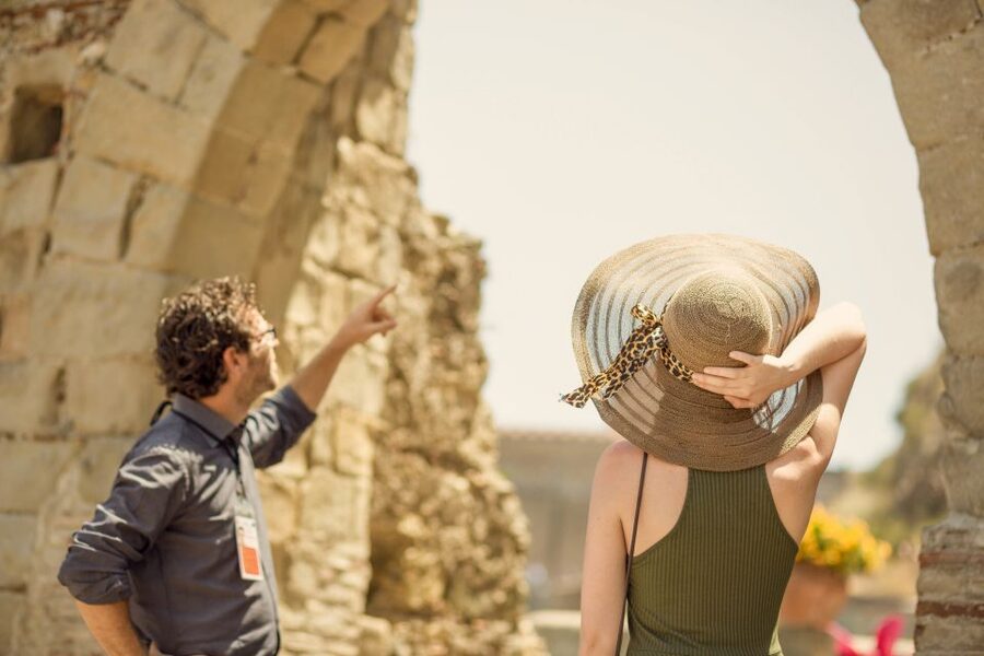 Taormina: Godfather Vs Mafia Tour with Pasta Lunch - Pasta, Etna wine, and a coastal terrace