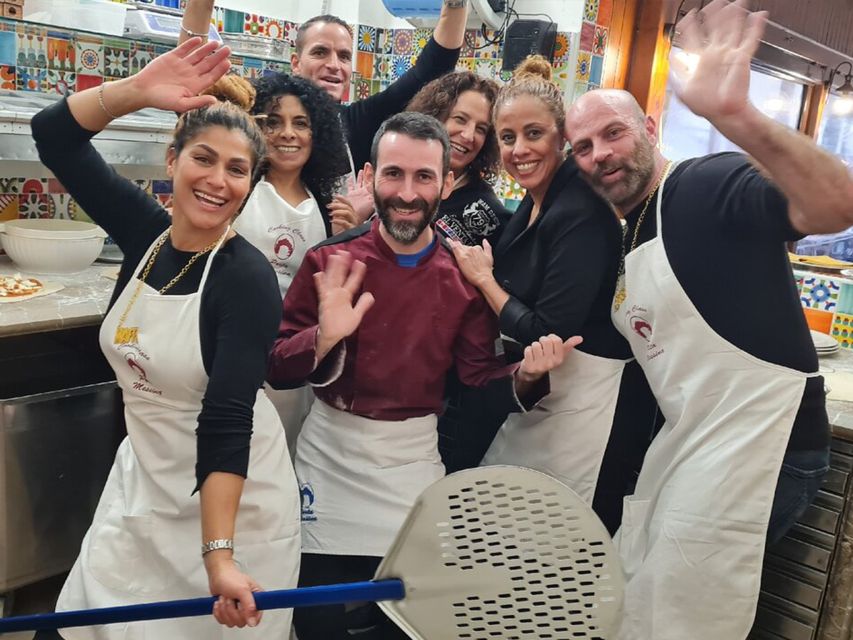 Taormina: Half-Day Pizza Making Class - Sauce, toppings, and the trip to the oven