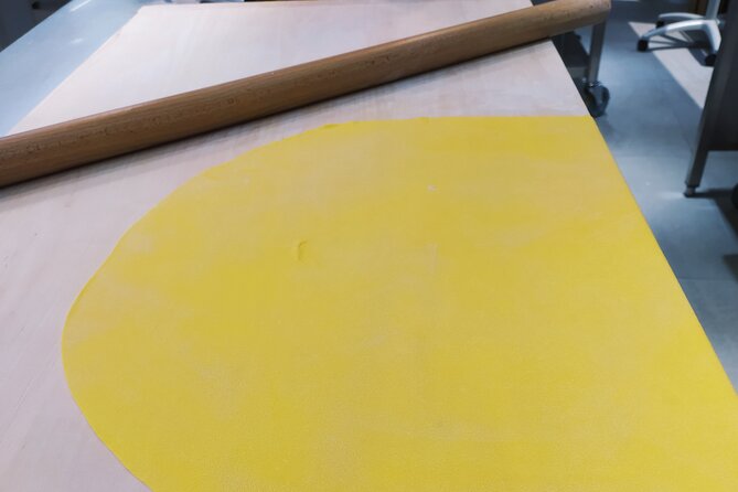 Three Hour Pasta Course with Final Tasting - Rolling sfoglia by hand on a wooden board