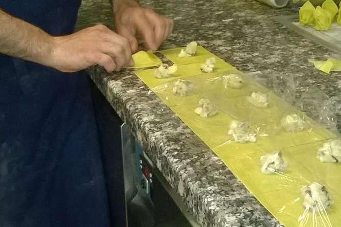 Traditional Home Cooking in Modena,Tagliatelle, Tortelloni & Wine - From Modena’s Duomo to a local kitchen