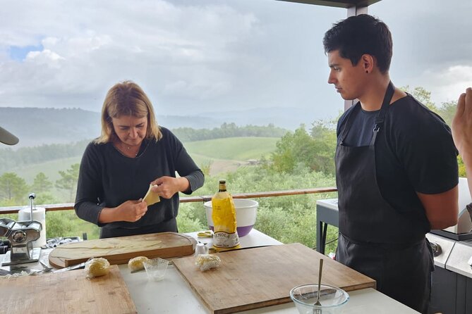 Truffle Hunting in Chianti, pasta class and lunch - Practical timing and group size