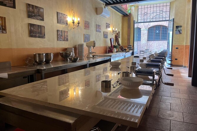 Tuscan, Italian, tiramisu cooking class and tasting 3 wines - How much food do you actually get?