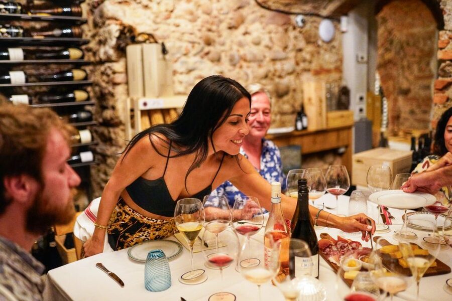 Valeggio: tasting of 3 Garda Wines with handmade Tortellini - Key points at a glance