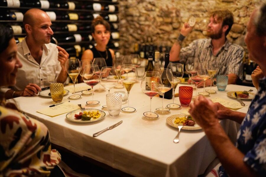 Valeggio: tasting of 3 Garda Wines with handmade Tortellini - Who should book this experience?
