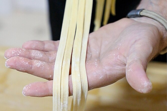Valencia: Fresh Pasta Workshop with Food at Coolinary Experience - Location, timing, and practical details
