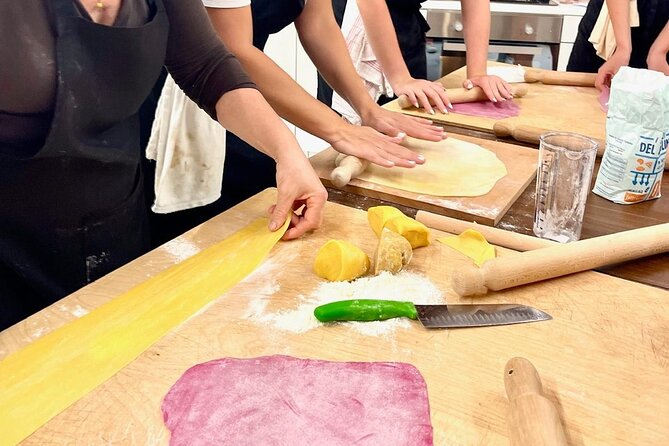 Venice Cooking Class in Mestre – Pasta & Tiramisu, wine and more - What the meal may feel like in a private apartment