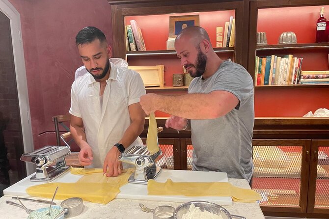 Venice: Pasta and Tiramisu Cooking Class - Finishing in Dorsoduro