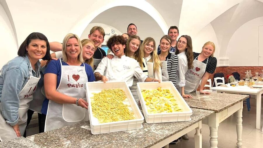 Venice: Pasta Class with Wine and Gelato - A Tuscan wine break in Venice
