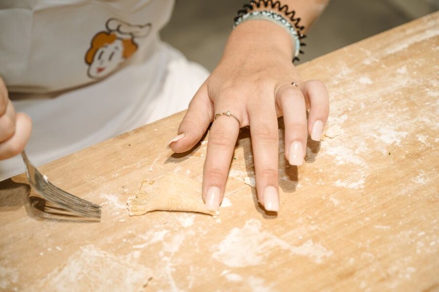 Vicenza: Pasta & Tiramisu Cooking Class at a Local's Home - From prosecco to the final coffee